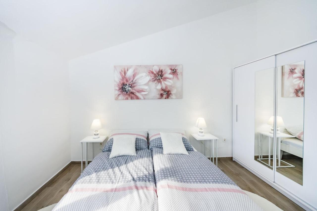 Apartmani Neva, Pridraga Extérieur photo